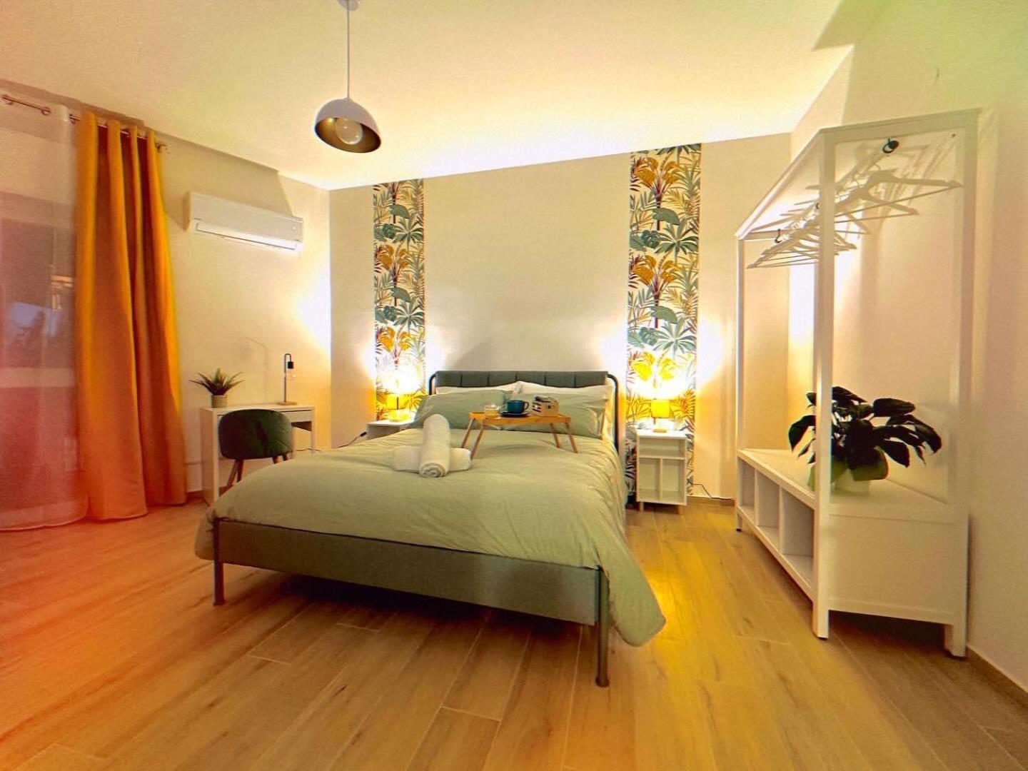 Light Holiday Home Palermo Exterior photo